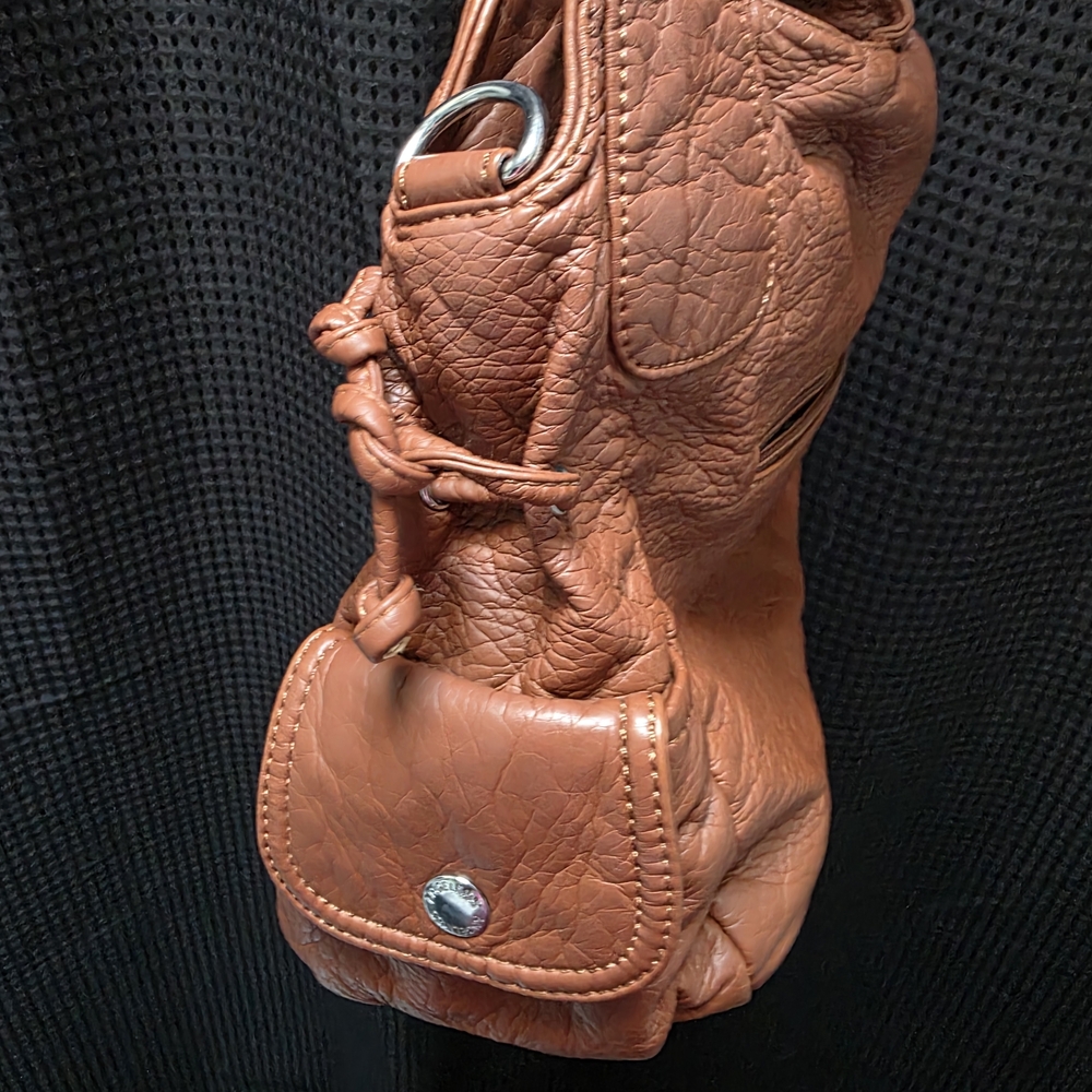 Angel Kiss Brown Handbag - Picture 5 of 12